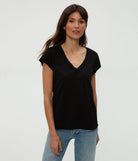 Baxter V Neck Tee - Black by Michael Stars | 25 South Boutiques