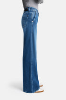 Alek Wide Fit Jeans - Modern Wash by Cambio — view 3