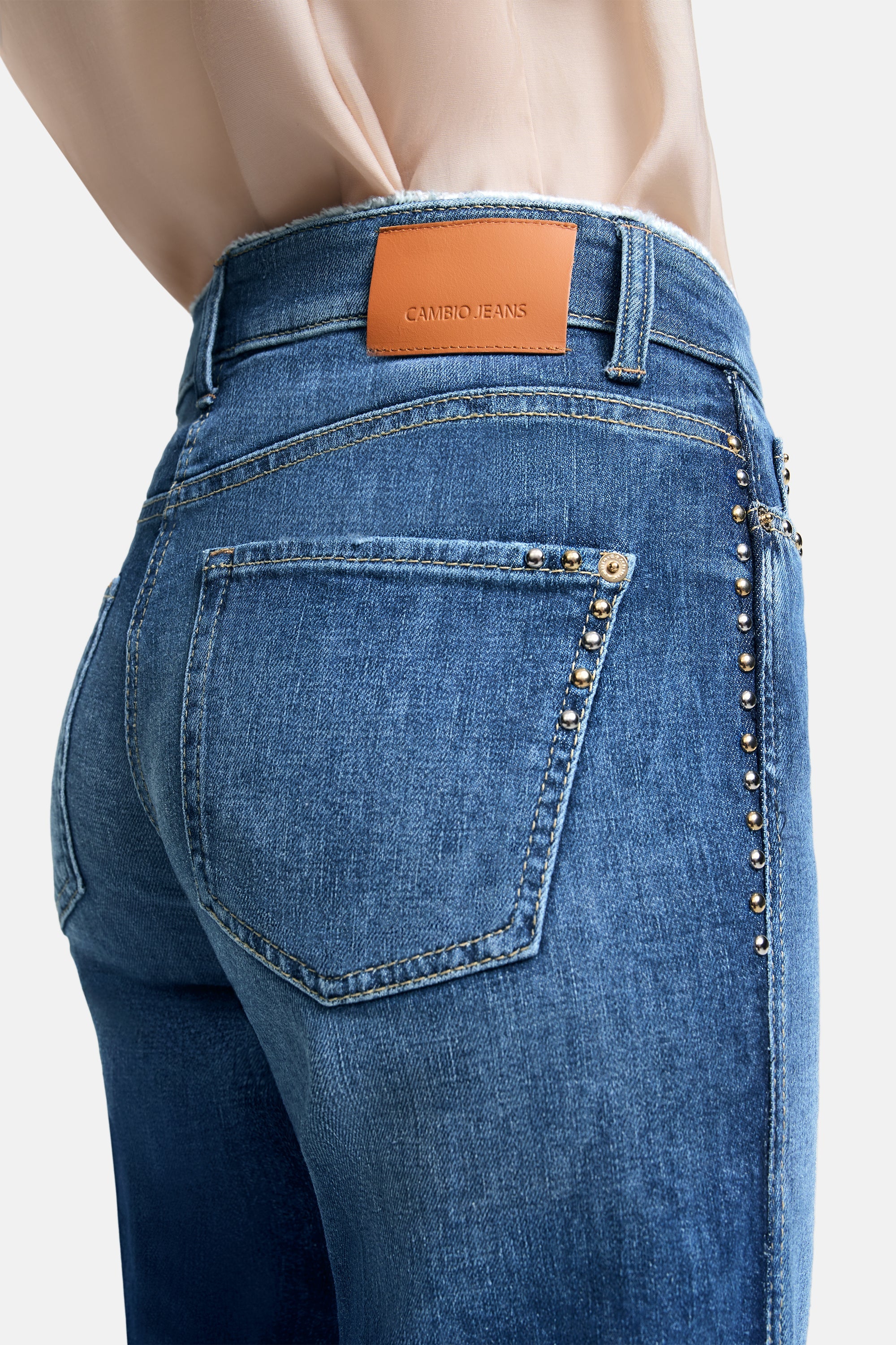 Francesca Flared Fit Cropped Jeans - Hemp Authentic Fringe by Cambio — view 4