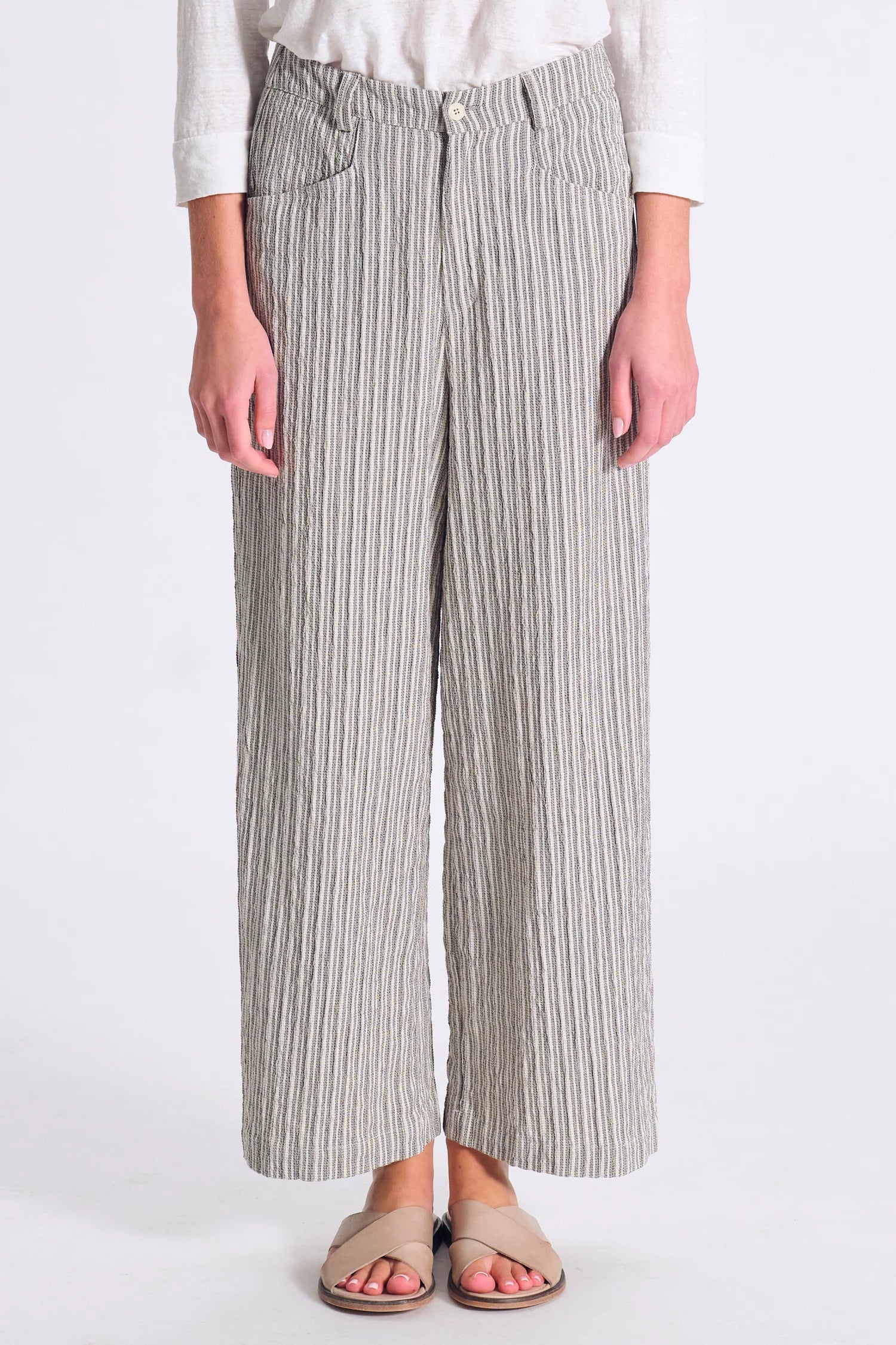 Wide-Leg Embossed Trousers - Grey by Transit Par-Such — alternate view