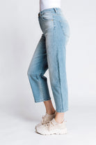 Iza Barrel Jeans - Blue by Zhrill — alternate view