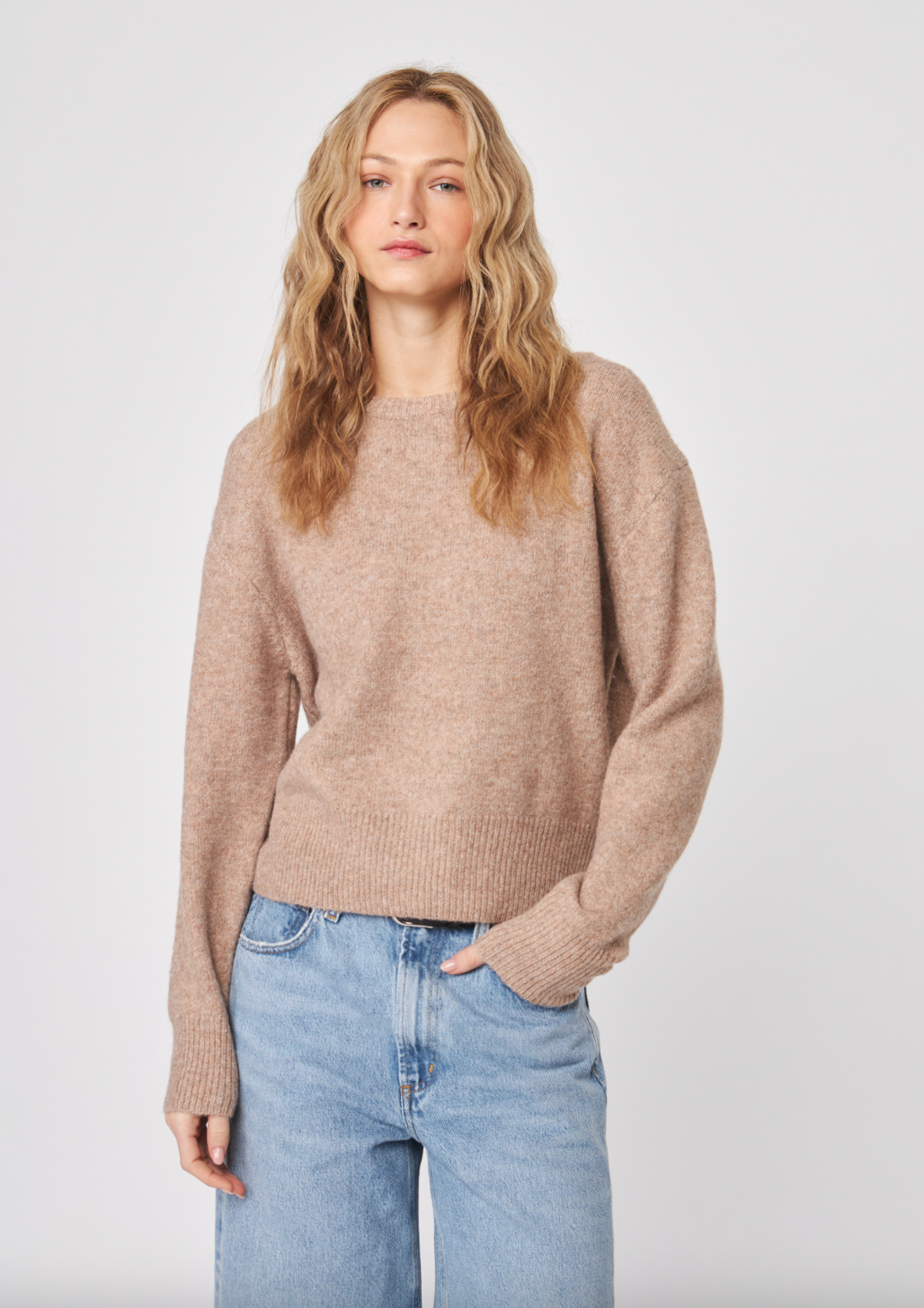 Wilfred Sweater - Latte by John & Jenn | 25 South Boutiques
