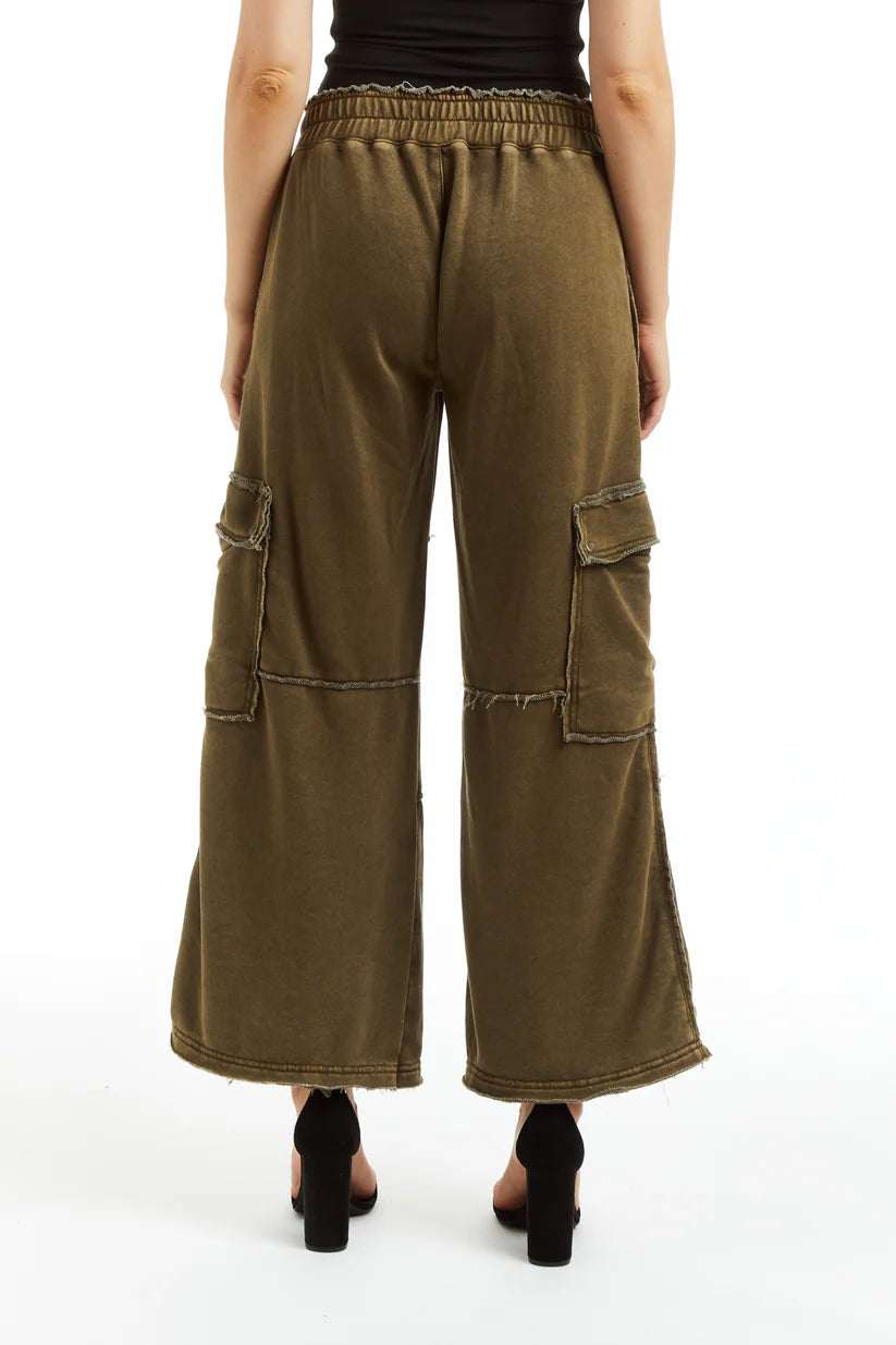 Mid Rise Cargo Lounge Pant - Olive by Tractr — view 4