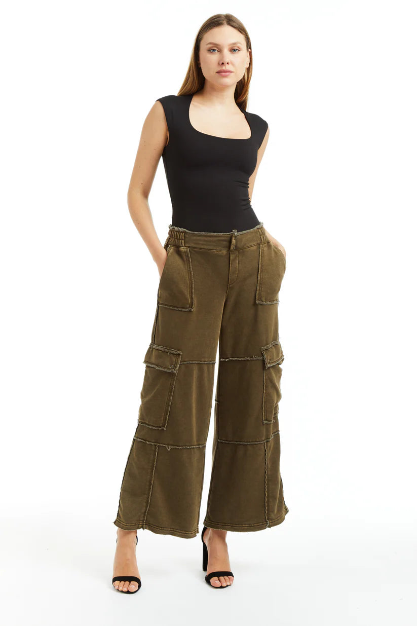 Mid Rise Cargo Lounge Pant - Olive by Tractr | 25 South Boutiques