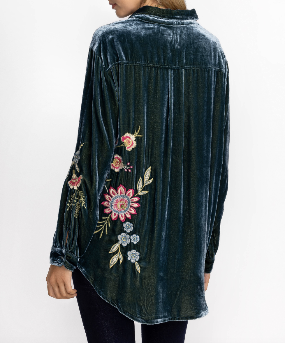Julianna Oversized Velvet Shirt - Peacock by Johnny Was — view 4