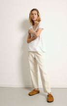 Jacksonville Soft V T-Shirt - Blanc by American Vintage — view 4