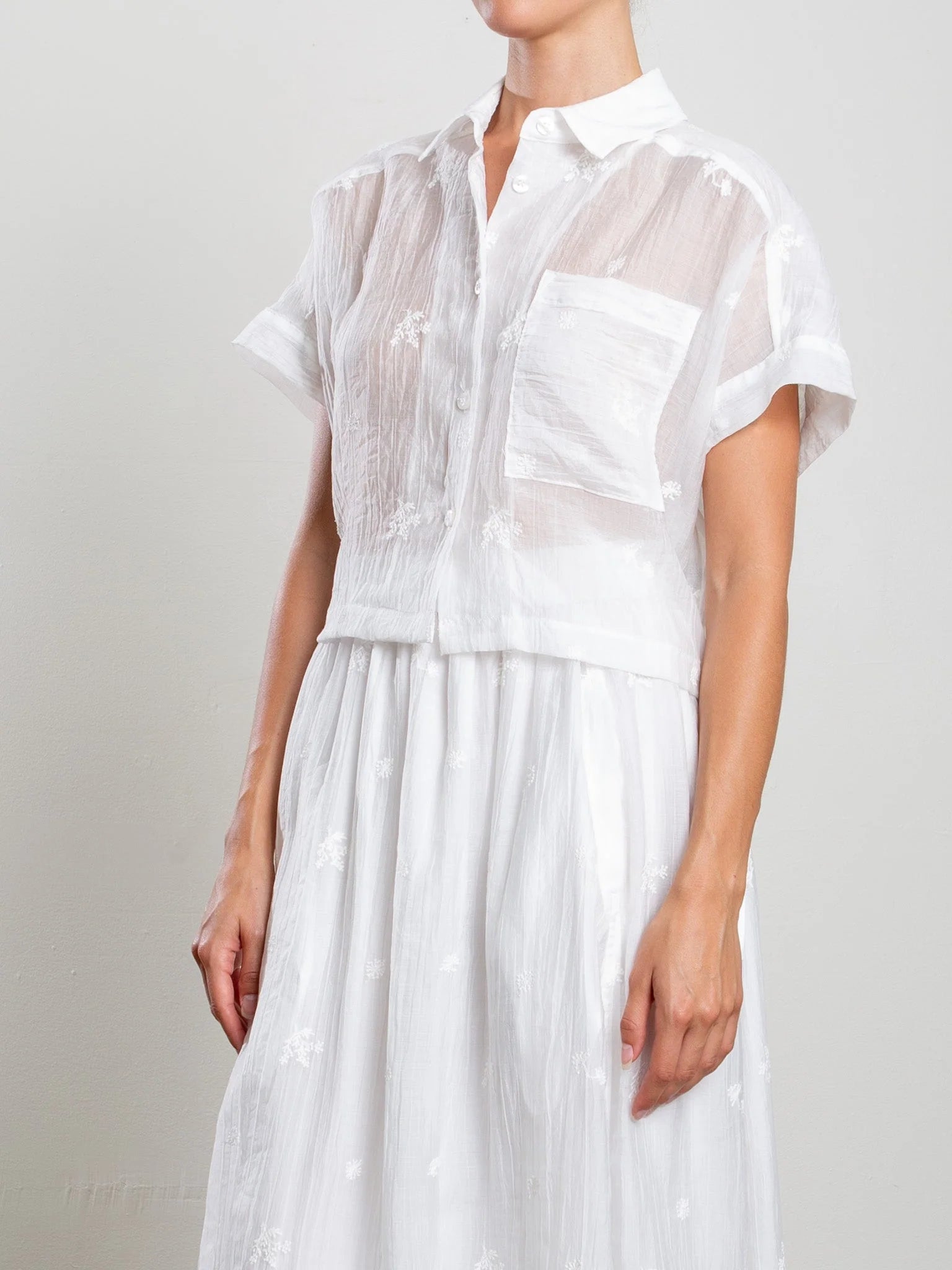 Zoey Floral Embroidery Shirt - White by Pharaoh — alternate view
