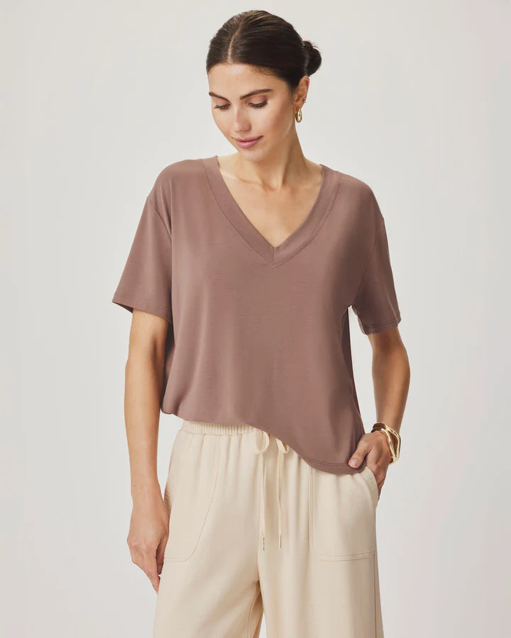 Kacey Bamboo Blend V-Neck Tee - Wicker by Splendid | 25 South Boutiques