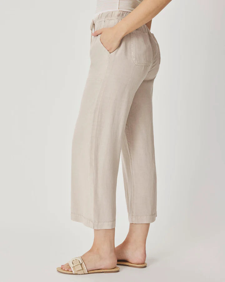 Angie Crop Wide Leg Pant - Fawn by Splendid — view 4