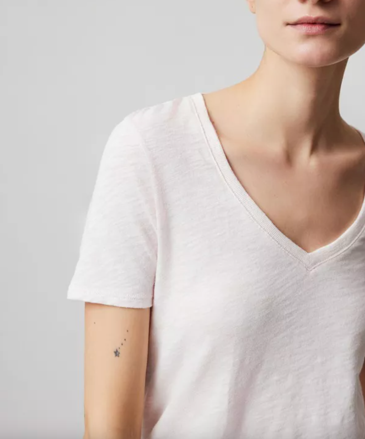 Slub Jersey Classic V-Neck Tee - Faded Rose by ATM — alternate view