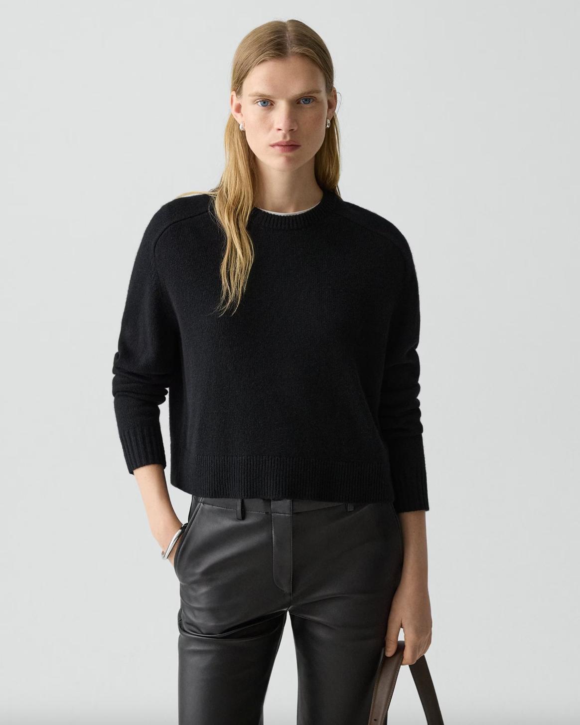 Cropped Crewneck Sweater in Cashmere - Black by Theory | 25 South Boutiques