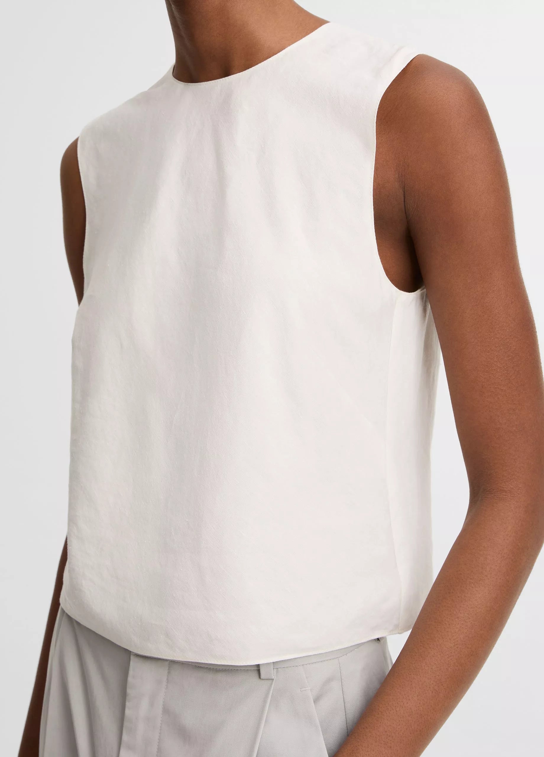 Linen Crew Neck Tank - Optic White by Vince — alternate view