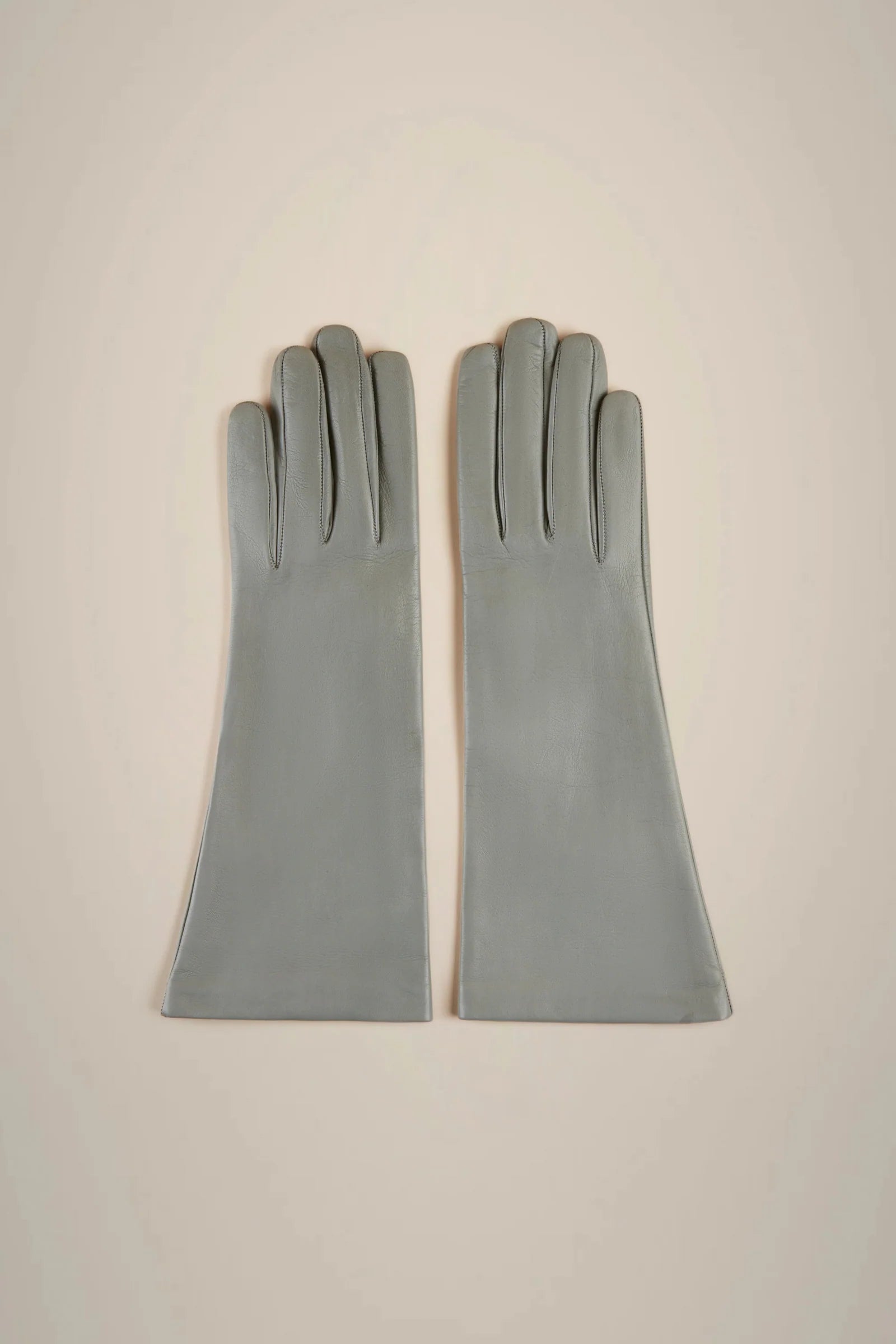 Leather Gloves - Cenere by Liviana Conti | 25 South Boutiques