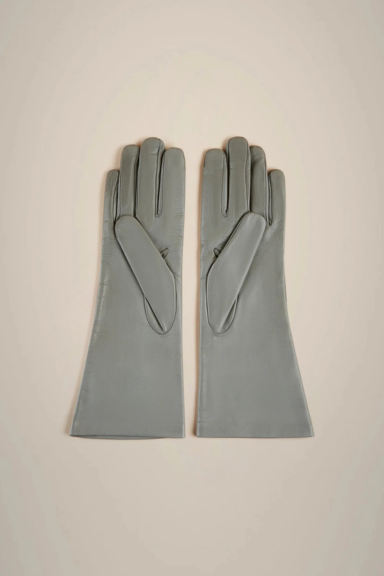 Leather Gloves - Cenere by Liviana Conti — alternate view
