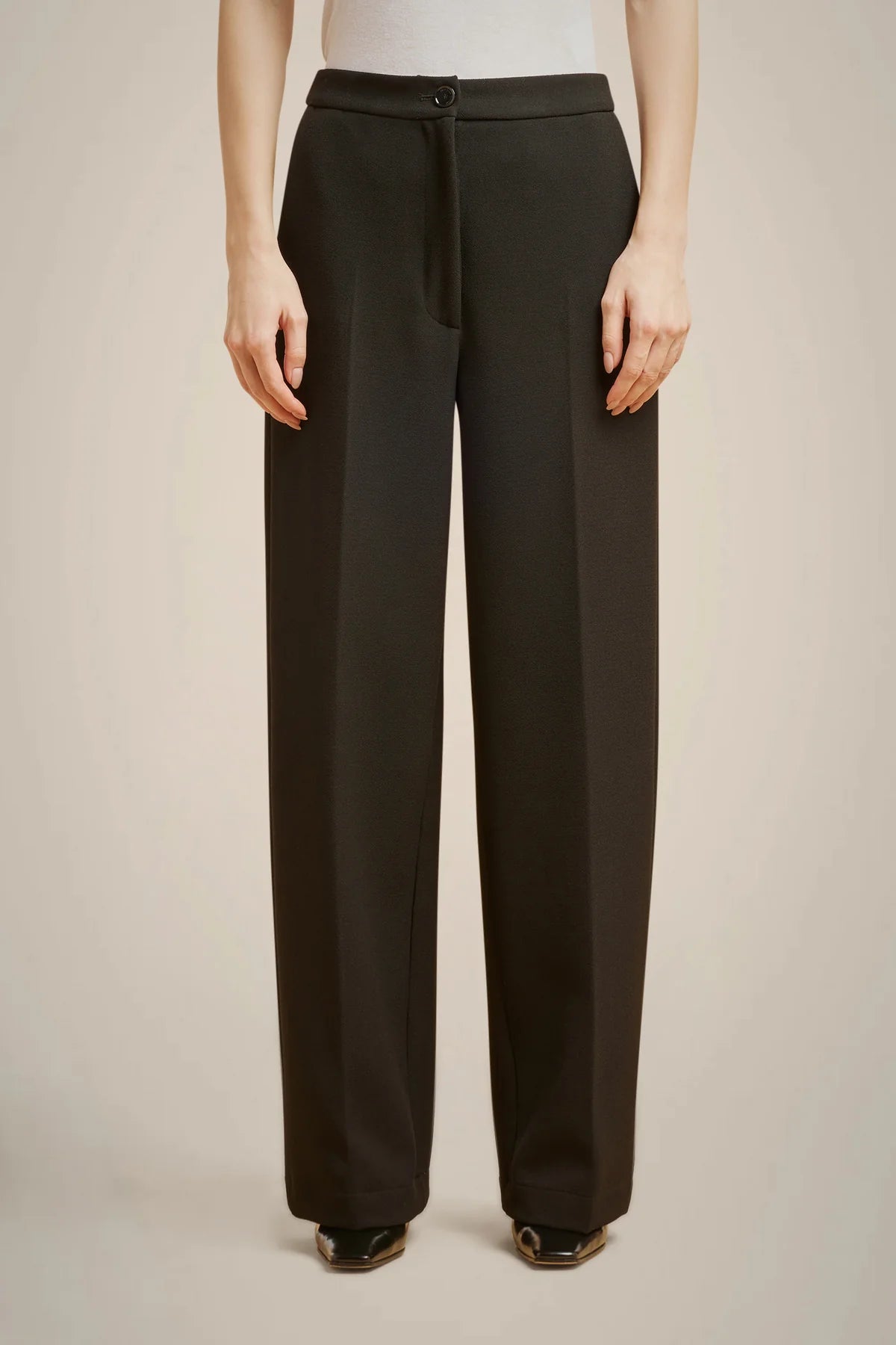 Straight Leg Trousers - Nero by Liviana Conti — alternate view