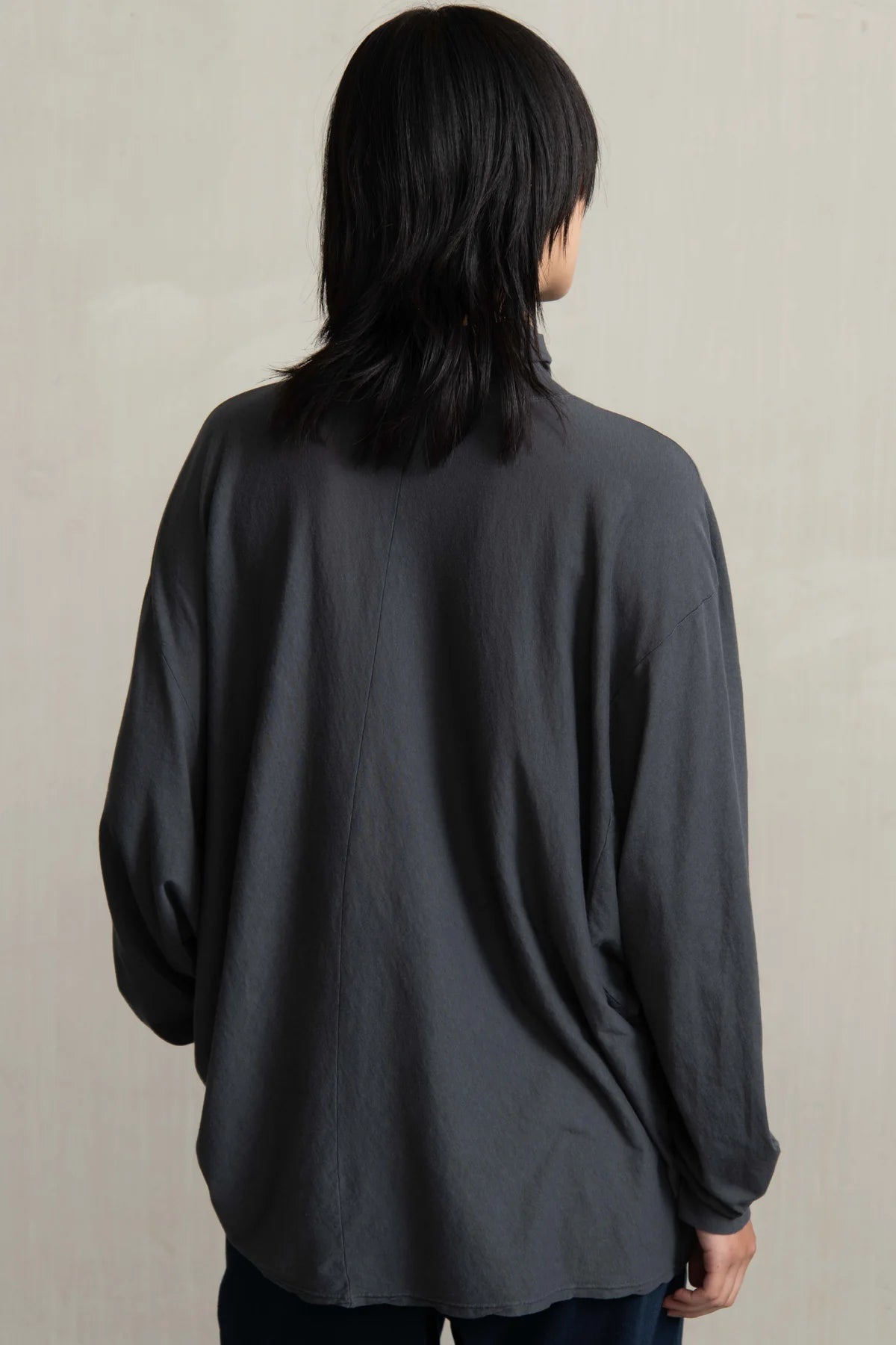 Budle Oversize Tee - Graphite by Humanoid — alternate view