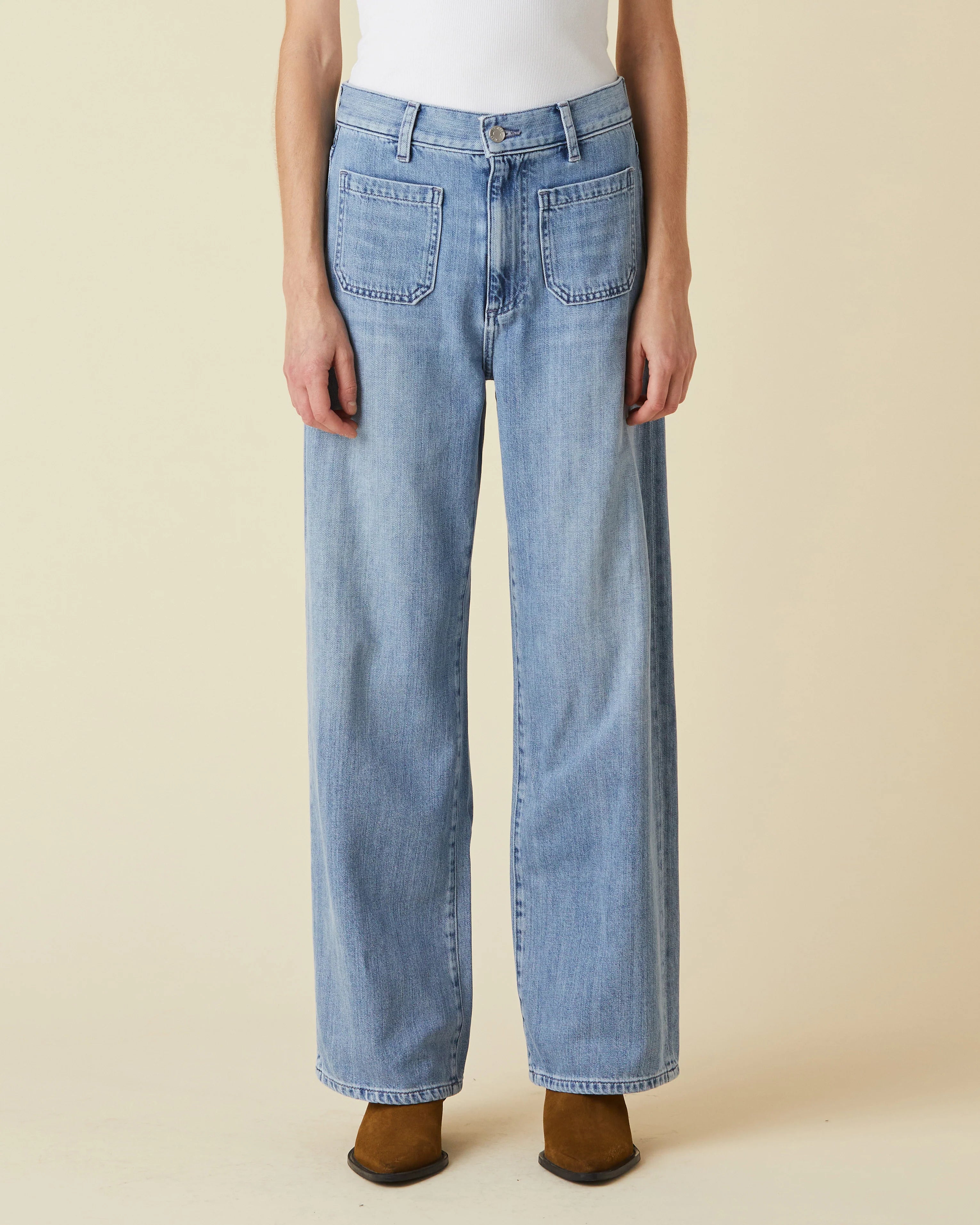Amber Soft Barrel Jean - Desert Valley by Le Jean — alternate view