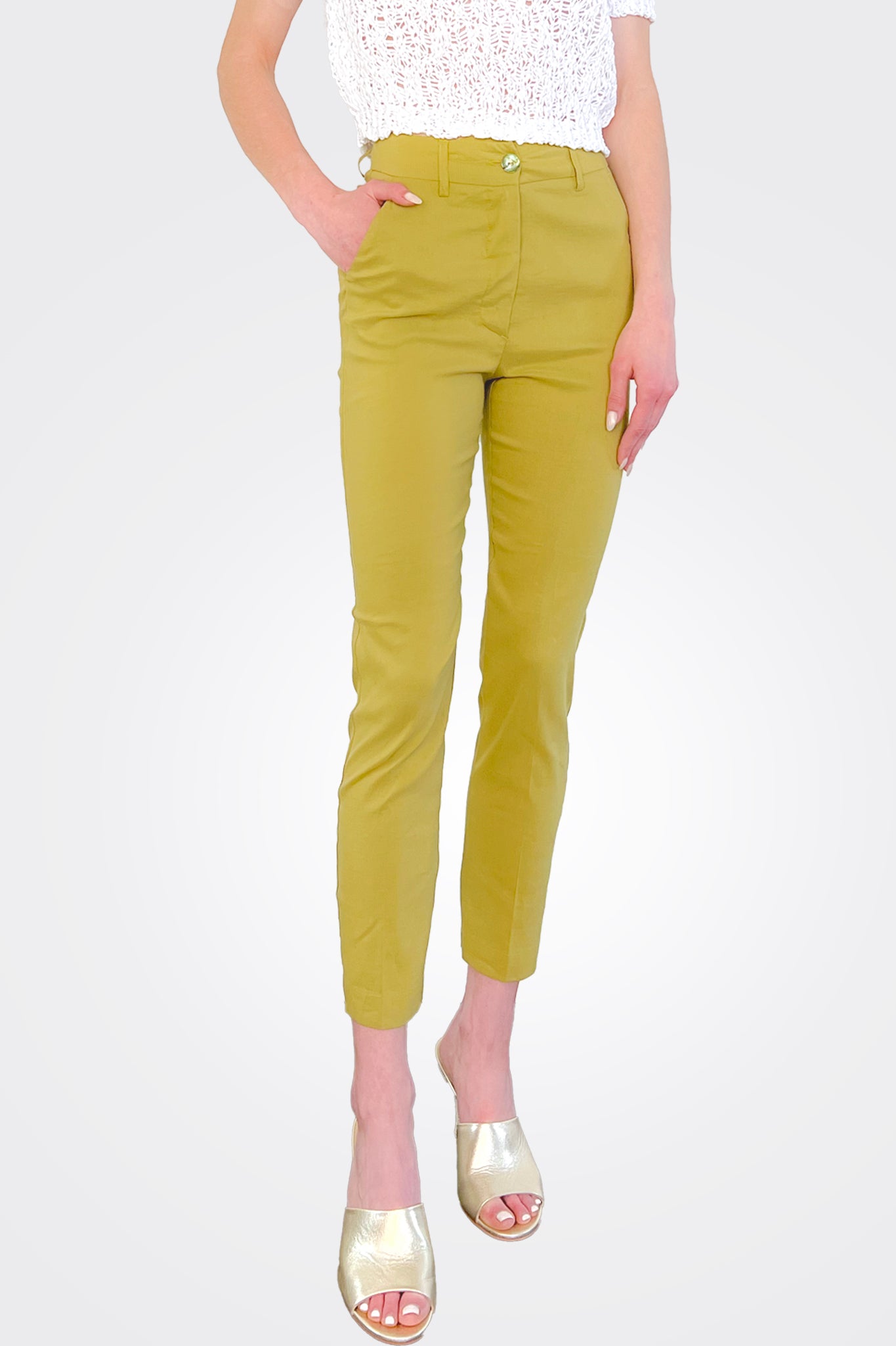 Lyon Cotton Pants - Avocado by Momonì — alternate view