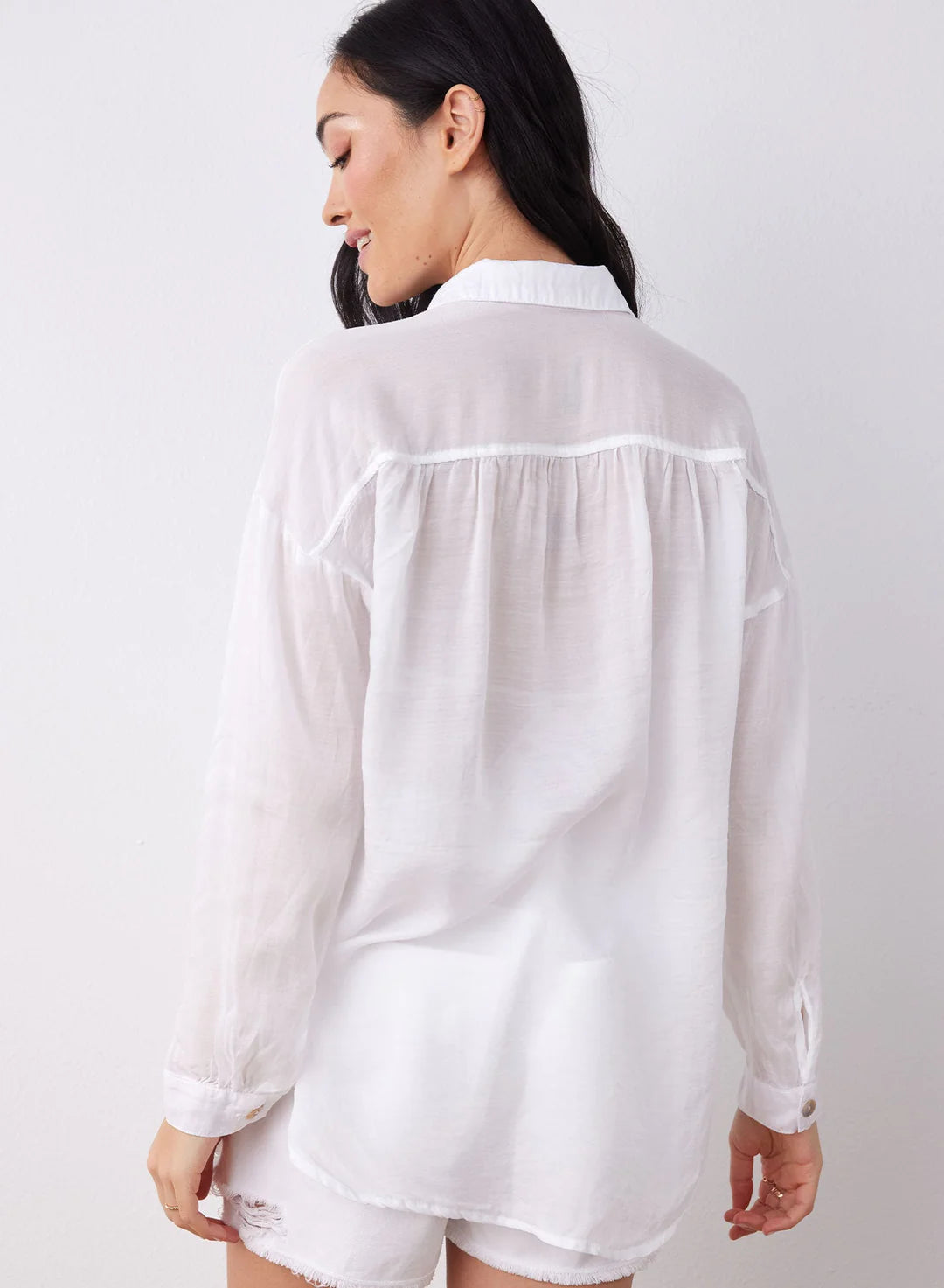 Flowy Beach Shirt - White by Bella Dahl — alternate view