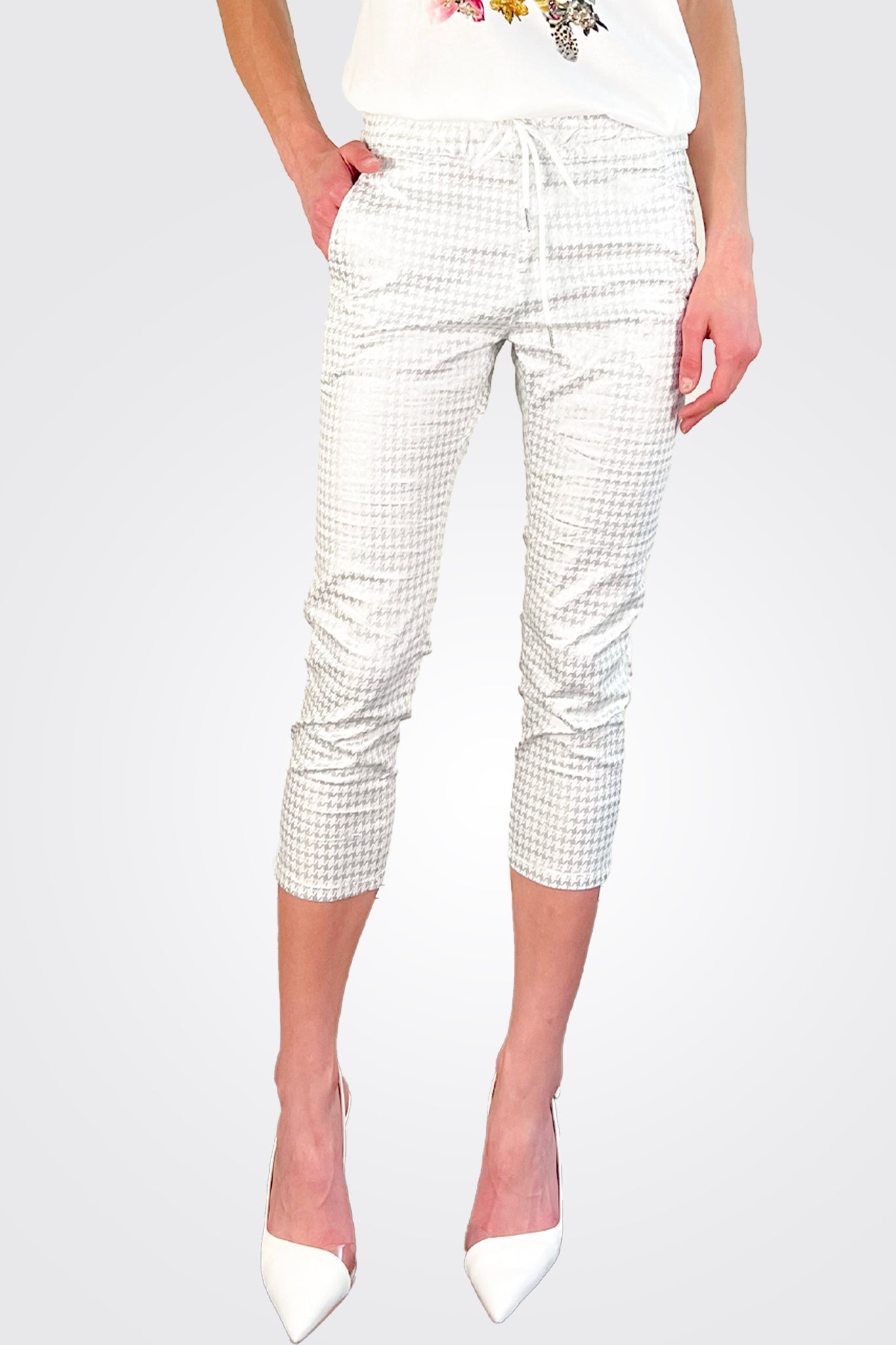 Shely Crop Pant - White Chevron by Bevy Flog — alternate view