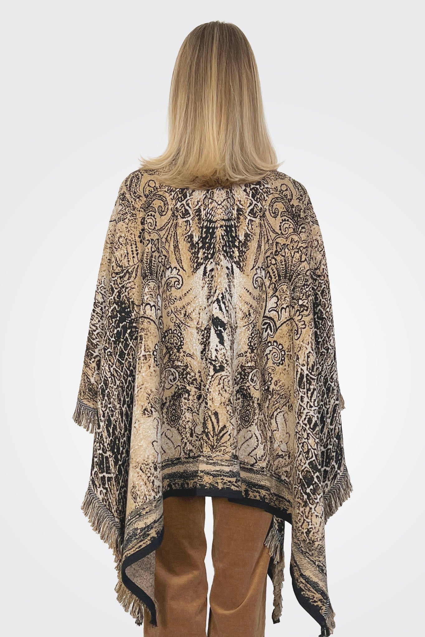 Mantella Cape - Marrone by Bye Firenze — view 3