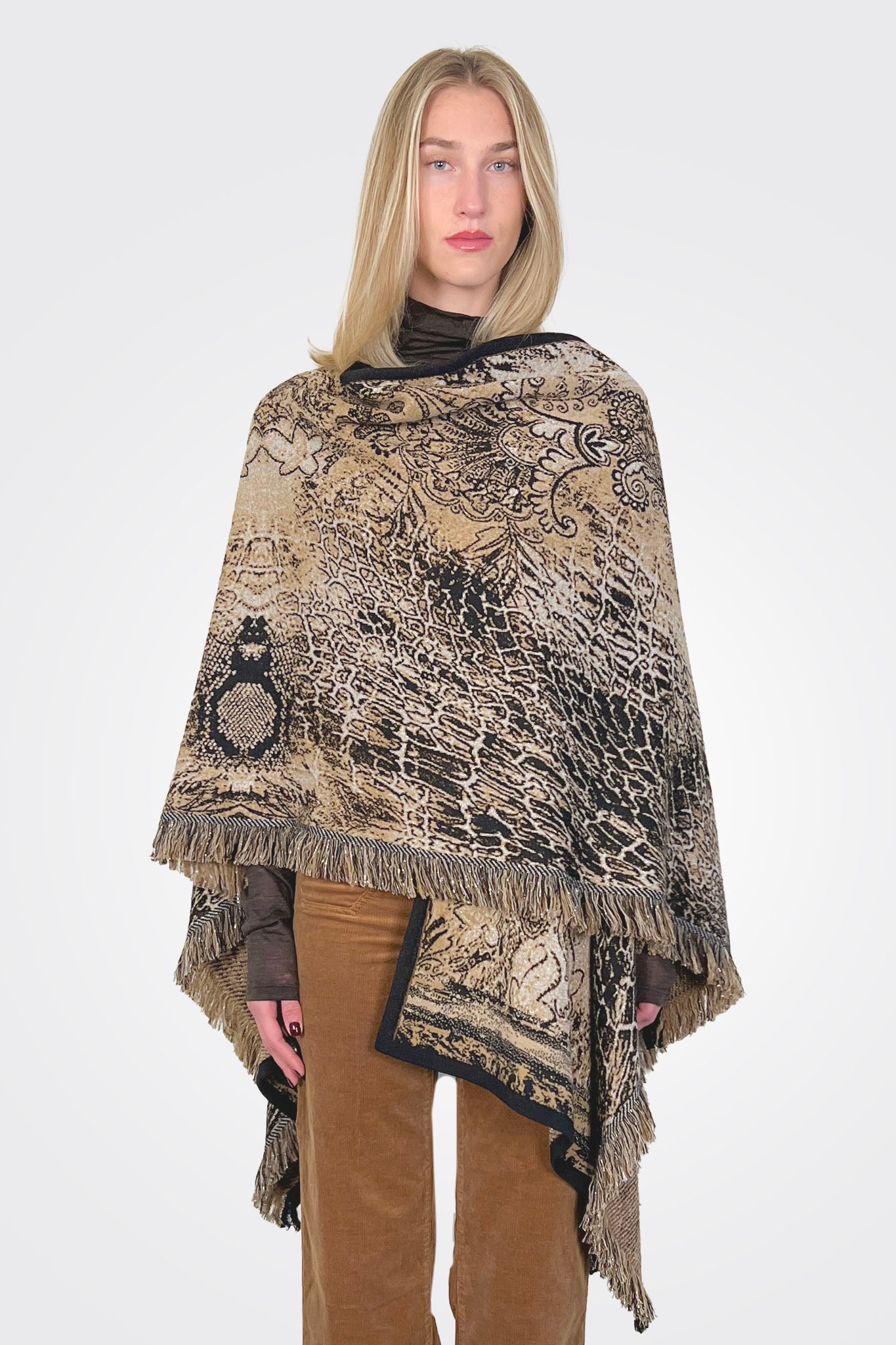 Mantella Cape - Marrone by Bye Firenze | 25 South Boutiques