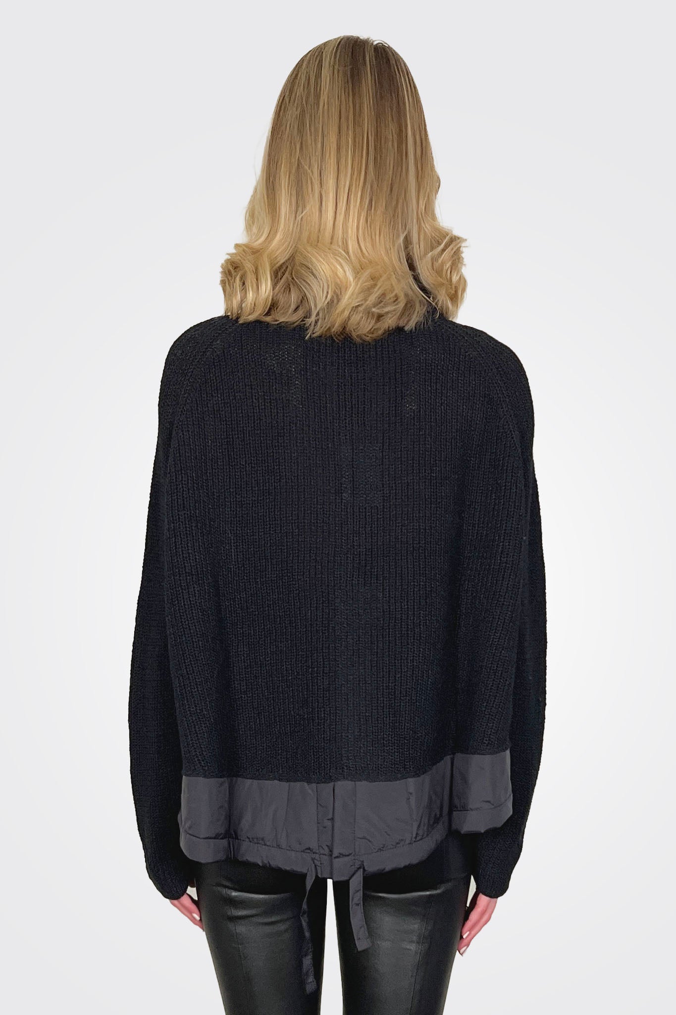 Contrast Pullover - Black by Rundholz — alternate view