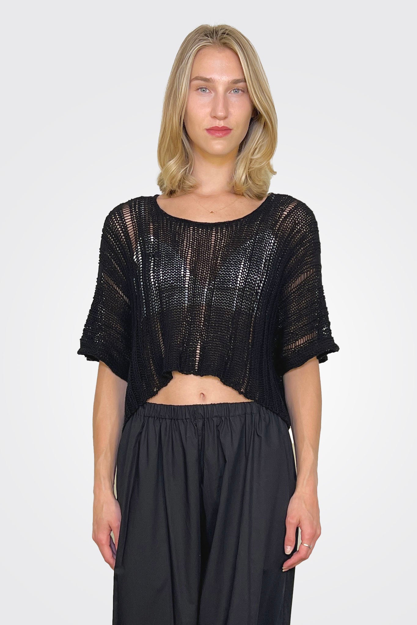 Crop Knit Tunic - Black by Studio B3 | 25 South Boutiques