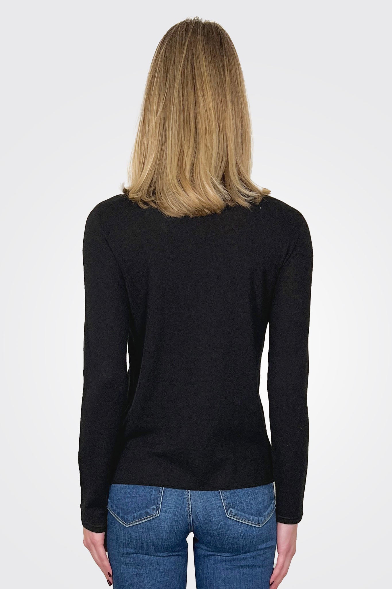 Cashmere Longsleeve Turtleneck - Noir by Majestic — alternate view