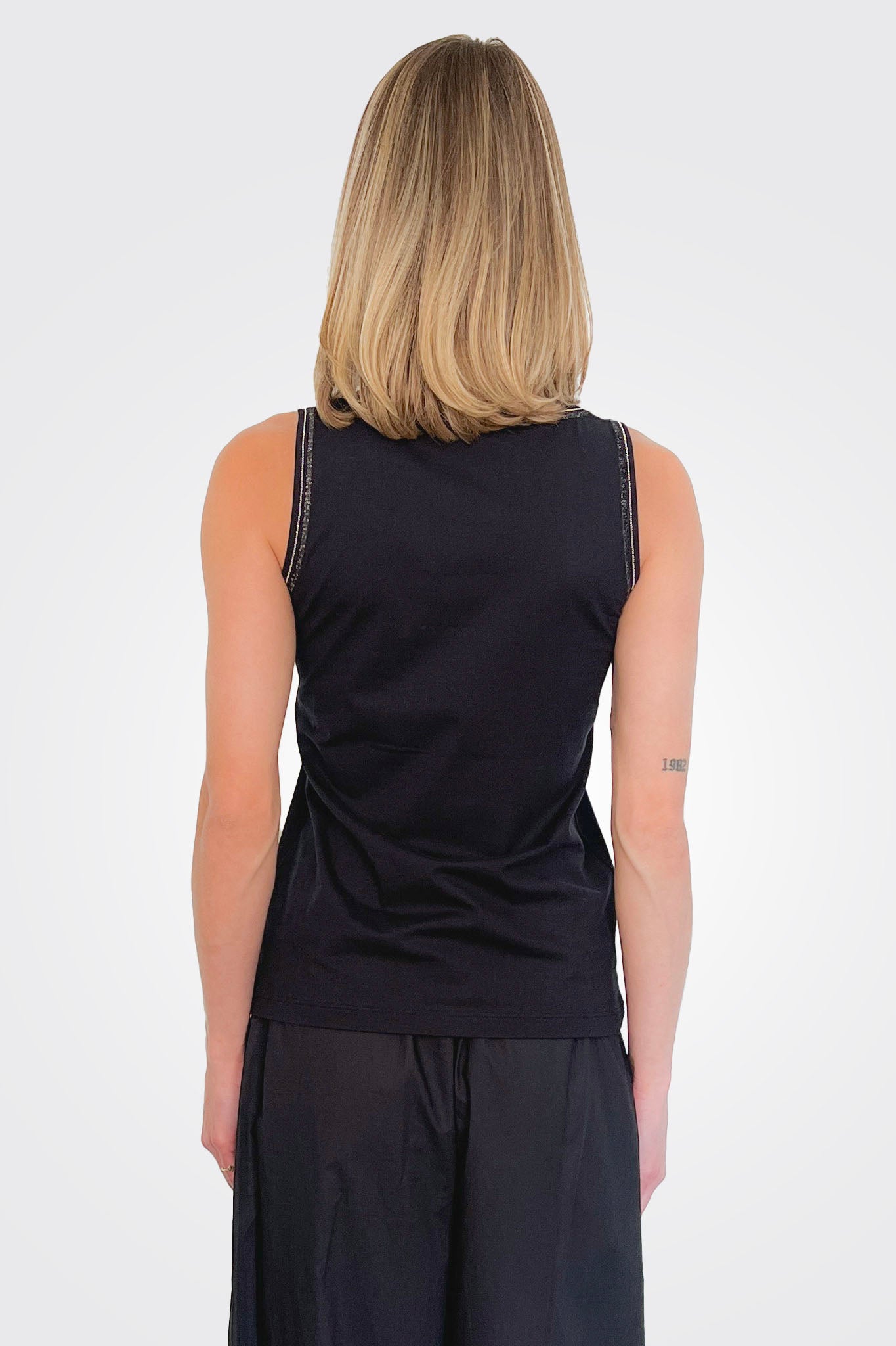 Detail Neck Jersey Cotton Tank - Nero by D. Exterior — alternate view