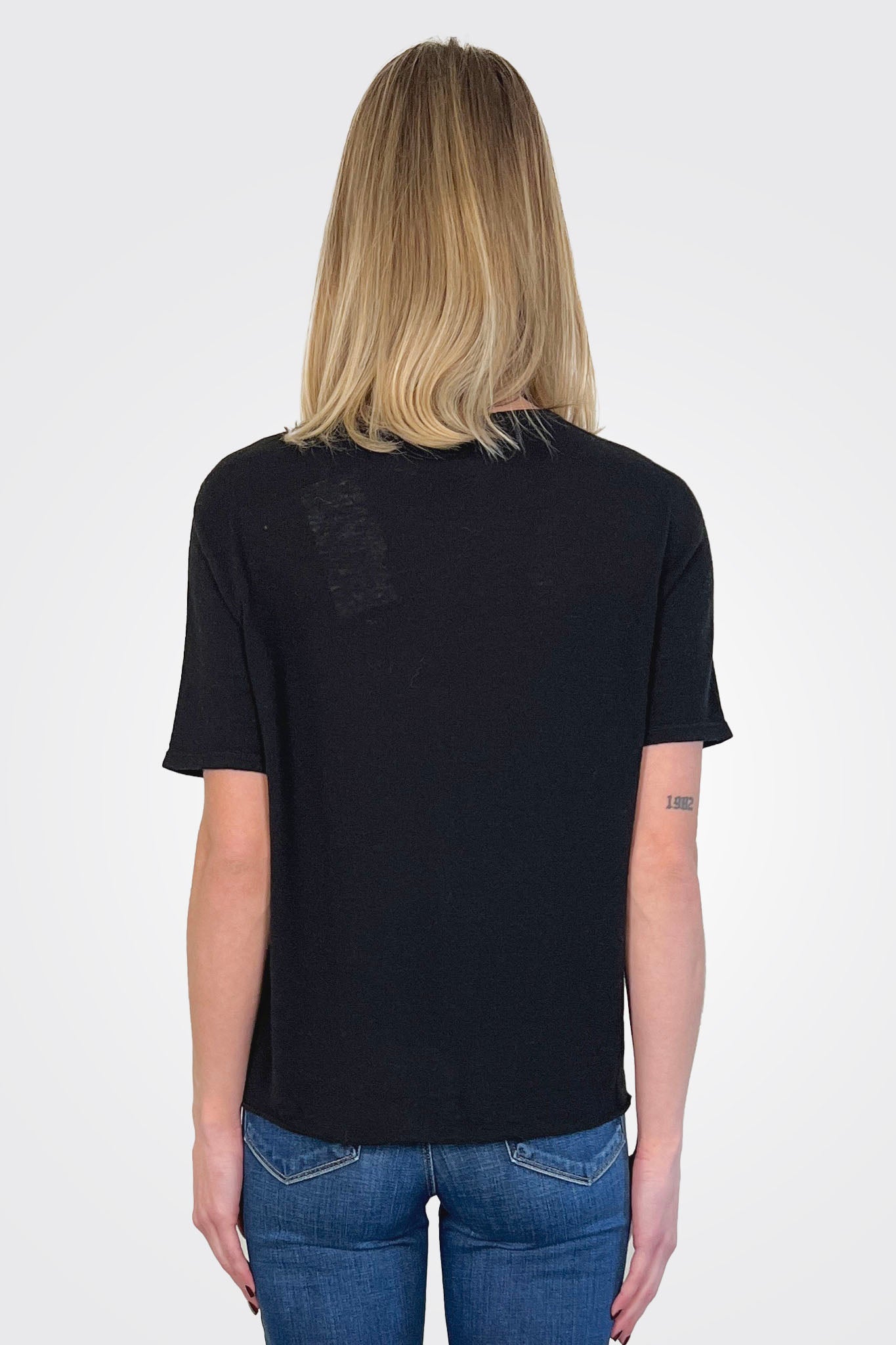 Cashmere Relaxed Crewneck - Noir by Majestic — alternate view