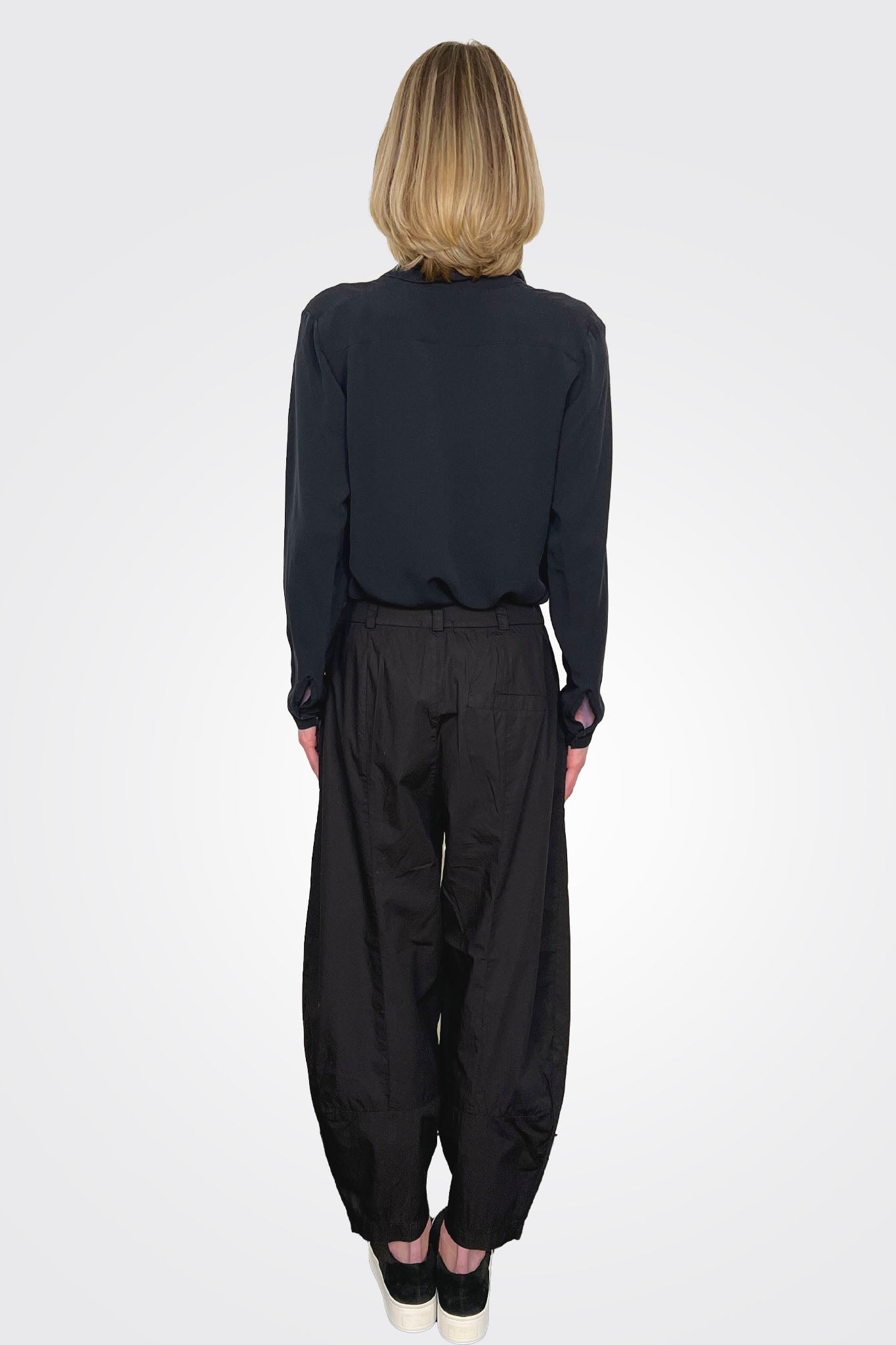 Baggy Leg Comfort Trousers - Black by Transit Par-Such — view 3