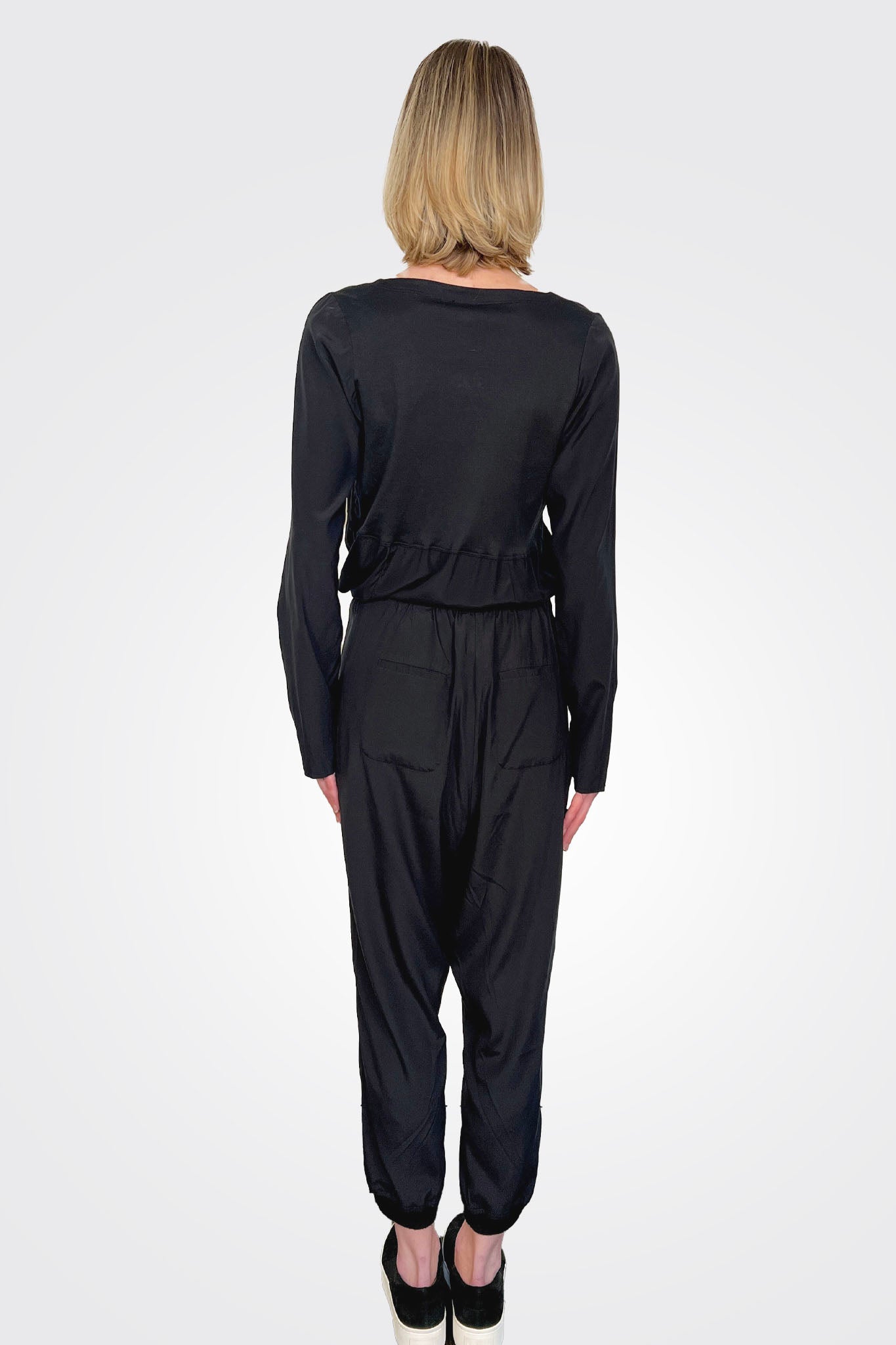 Cropped Pants - Black by Kristensen — alternate view