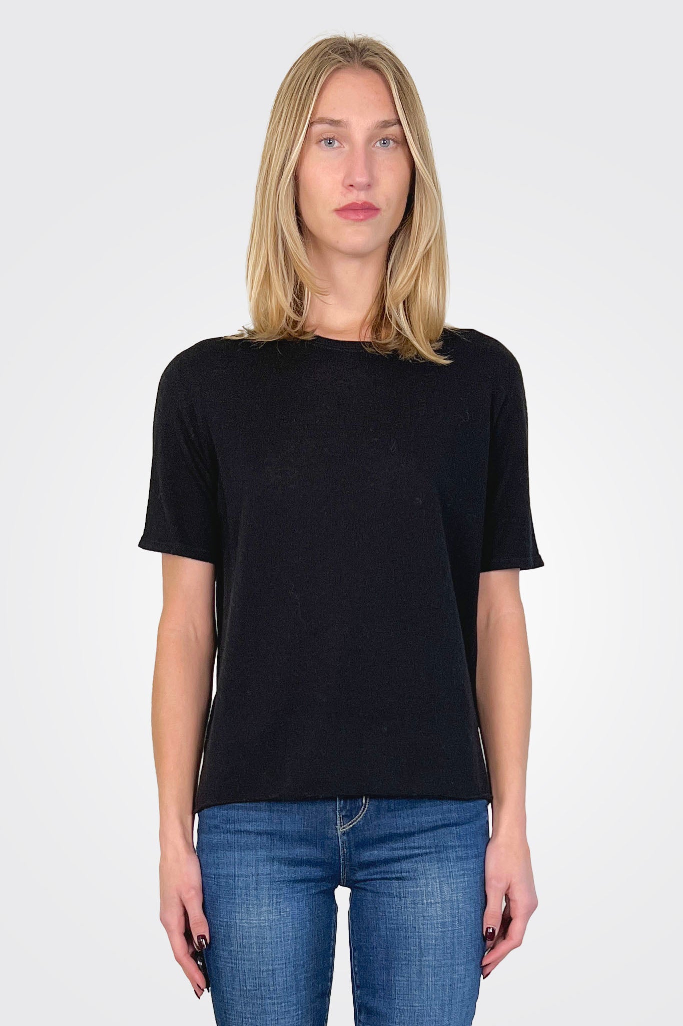 Cashmere Relaxed Crewneck - Noir by Majestic | 25 South Boutiques