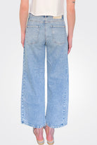 Oria O Shape Cropped Jeans - Salty Superbleached by Cambio — view 3