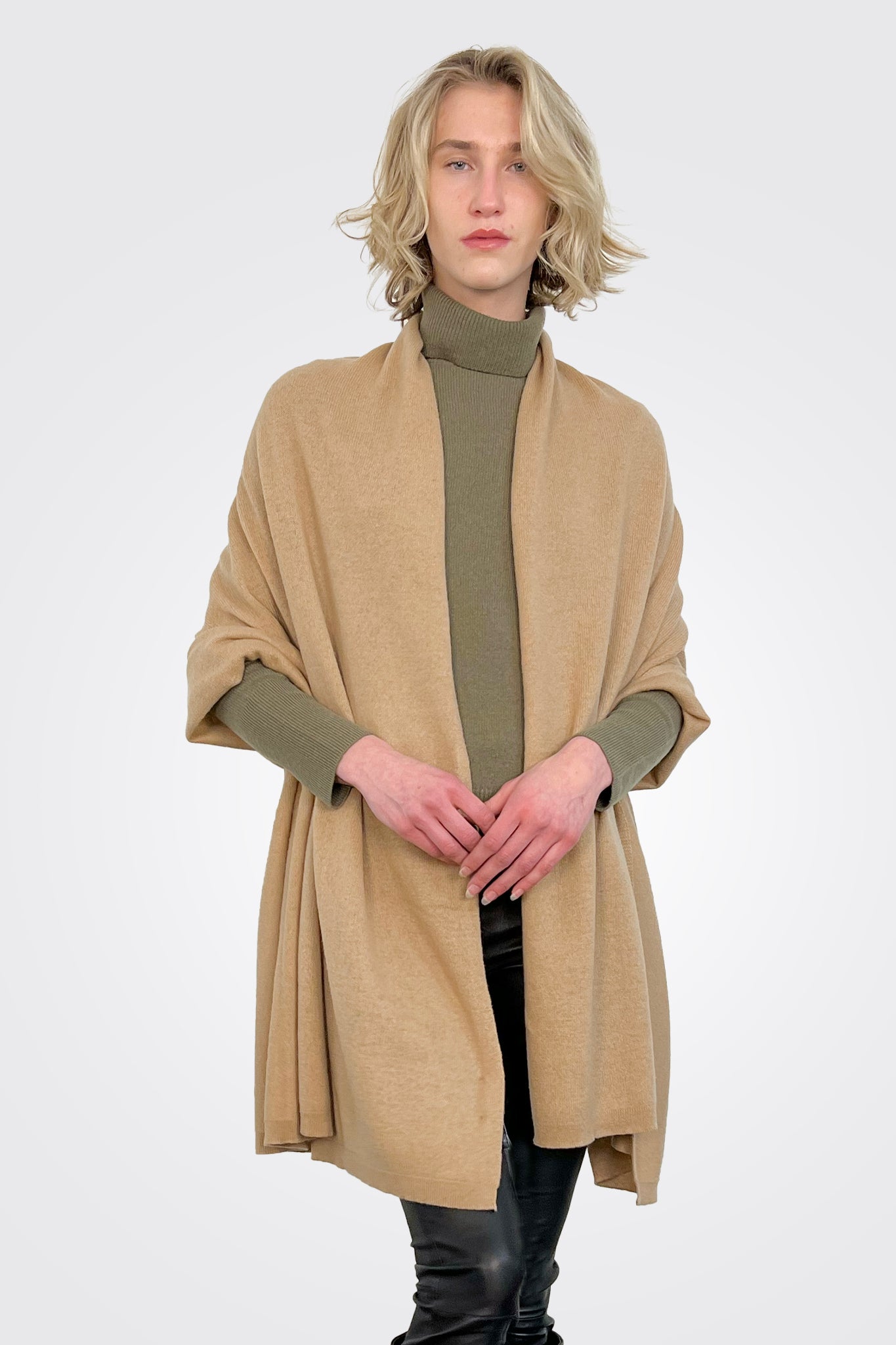 Cashmere Luxe Travel Wrap - Baby Camel by Alashan Cashmere — alternate view