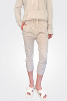 Basic Cotton 3/4 Long Pants - Chalk by Kristensen — alternate view