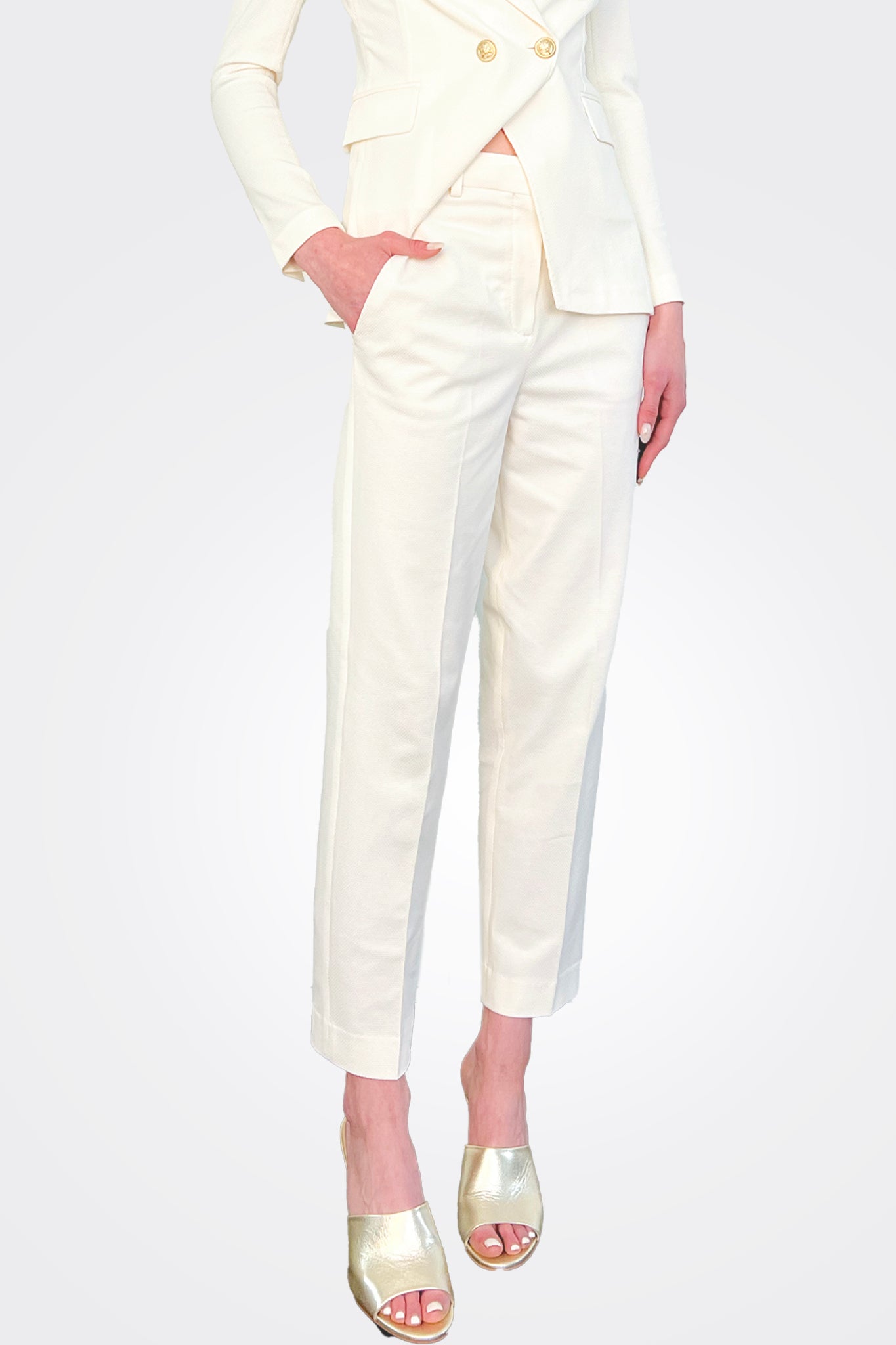 Carrot Oxford Trousers - Latte by Circolo — alternate view