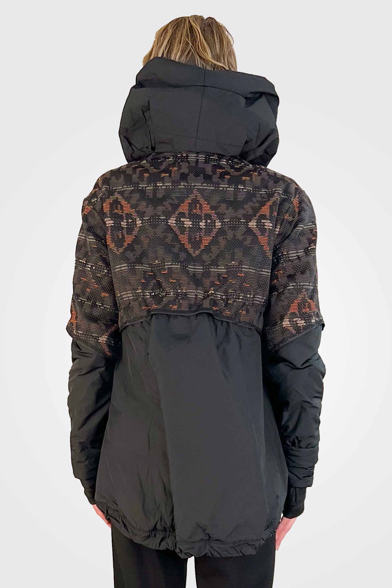 Jacquard Coat - Black Print by Beate Heymann — view 3