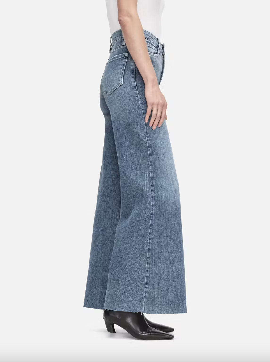 Le Palazzo Crop - Daphne Blue by Frame — alternate view