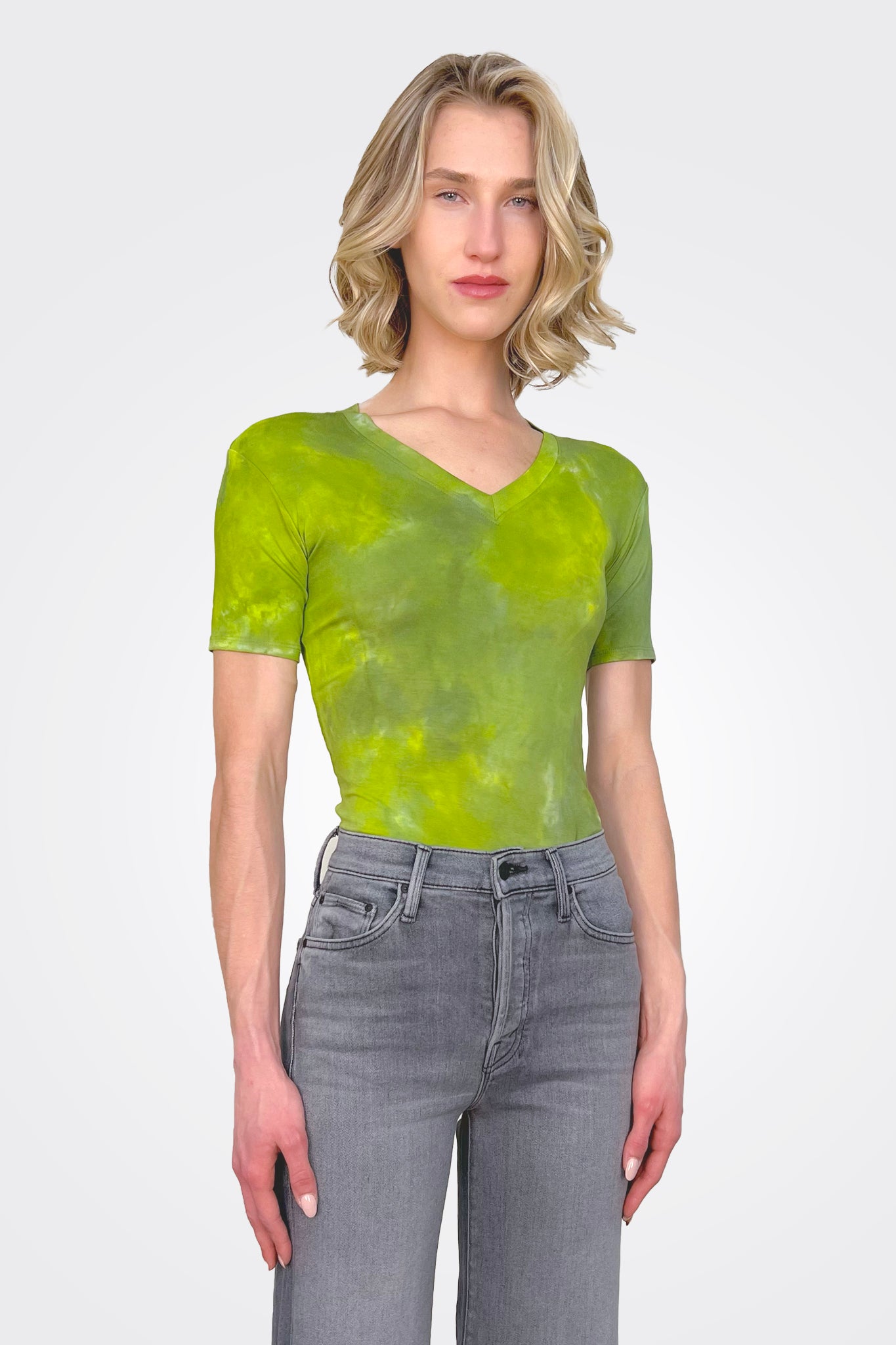 V Neck Short Sleeve Smoosh Tee - Green by Heyne Bogut | 25 South Boutiques