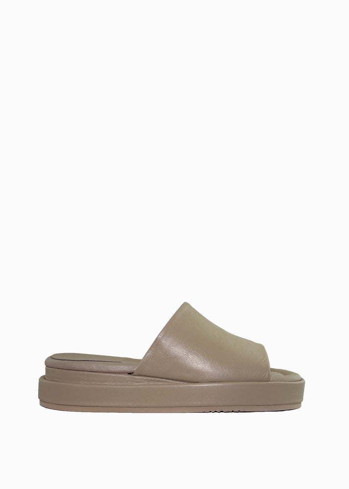 Kelby Sandal - Donkey by Equitare | 25 South Boutiques