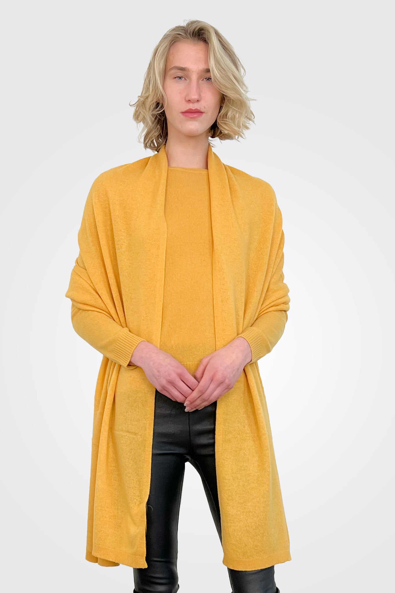 Cashmere Luxe Travel Wrap - Majestic by Alashan Cashmere — view 3