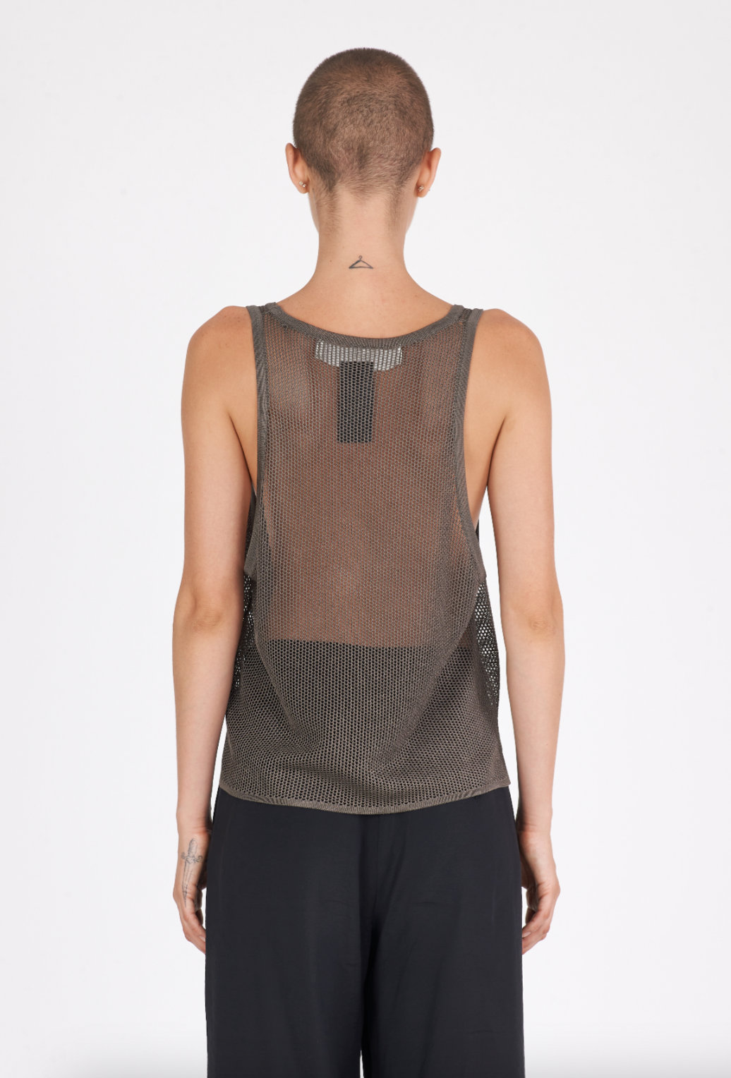 Shiny Viscose Mesh V Neck Tank - Mud by Isabel Benenato — view 4