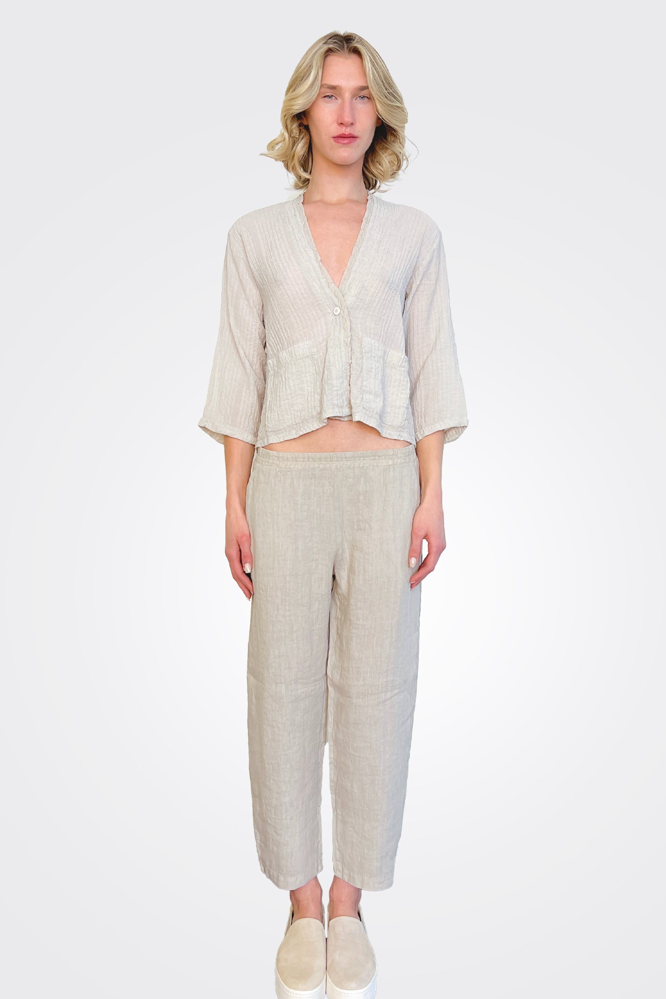 Short Button Cardigan - Pearl Grey by Transit Par-Such — alternate view