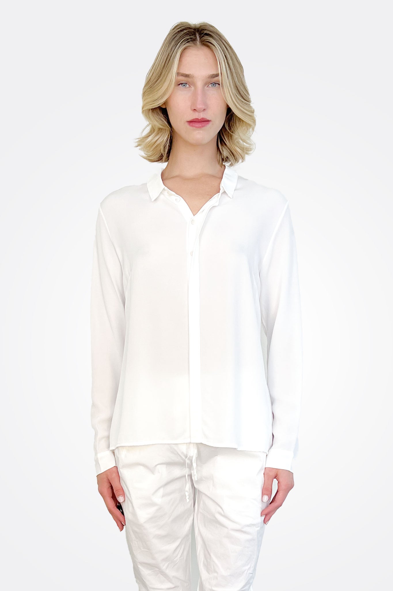 Silk Fitted Button Down Blouse - White by Private 0204 | 25 South Boutiques