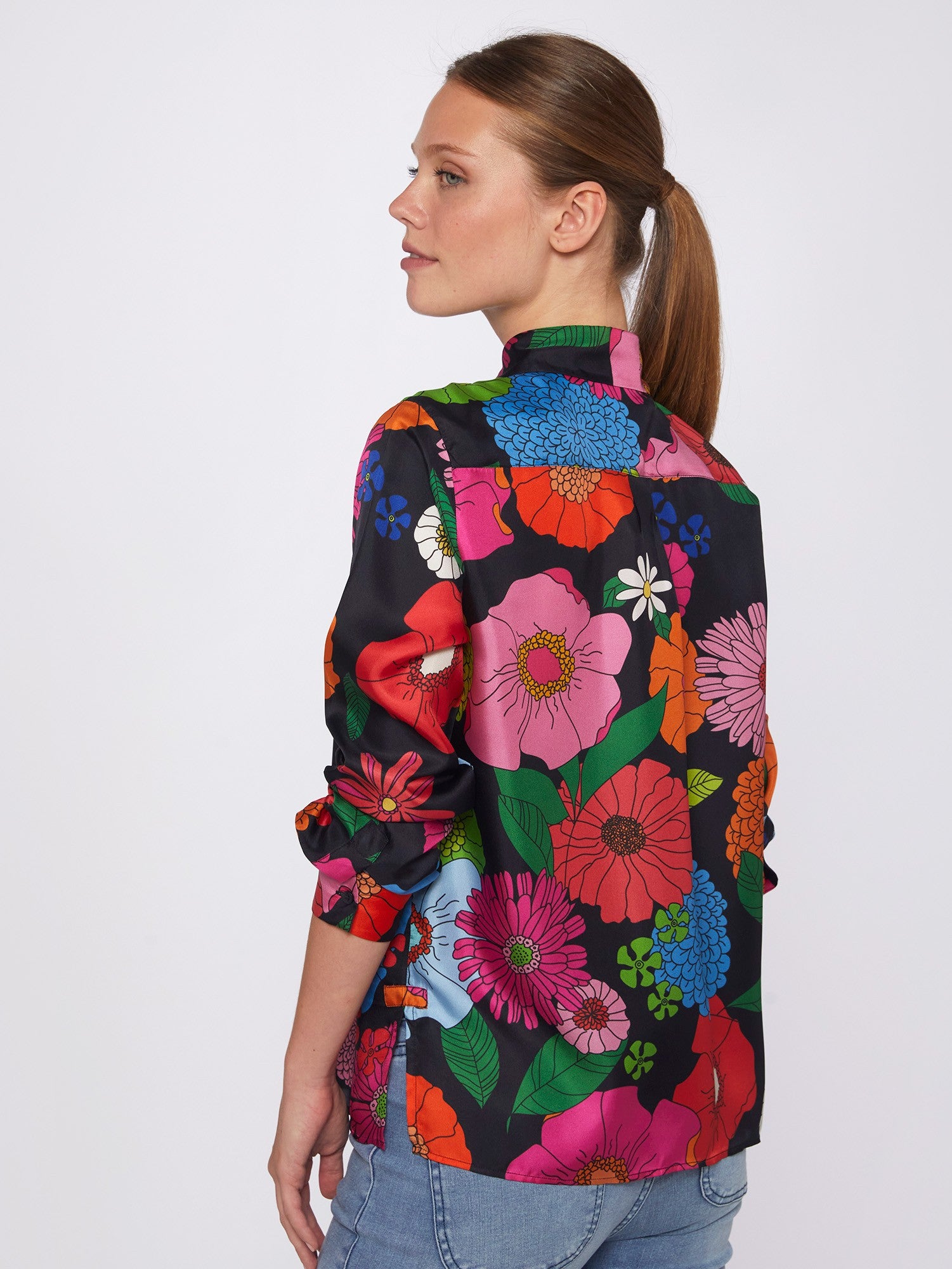 Irina Silk Shirt - Maxi Flower by Vilagallo — alternate view