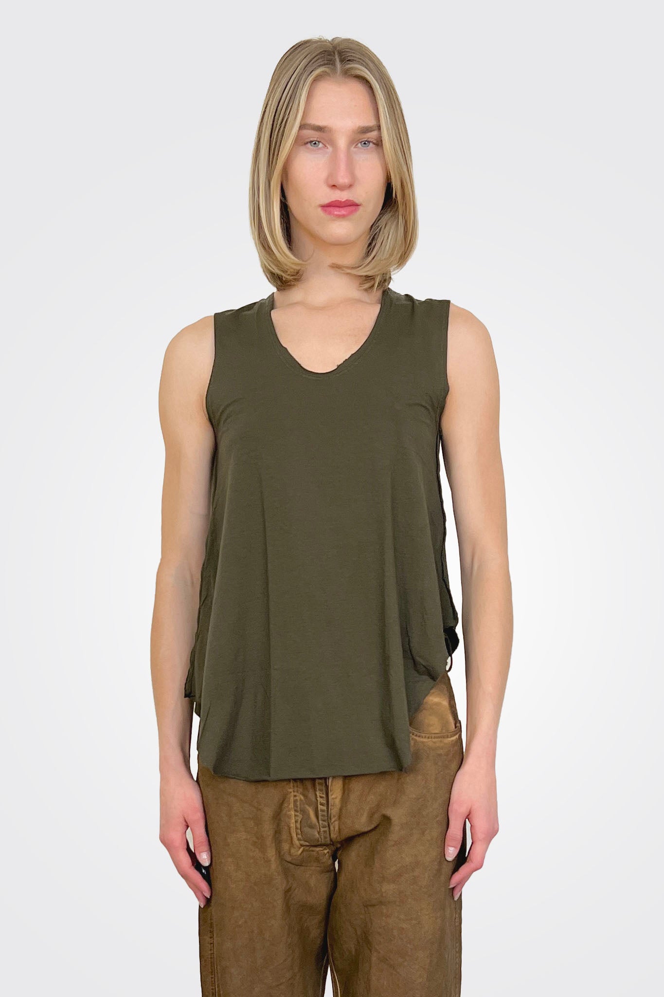 Garza Tank - Dark Olive by Serie Numerica | 25 South Boutiques