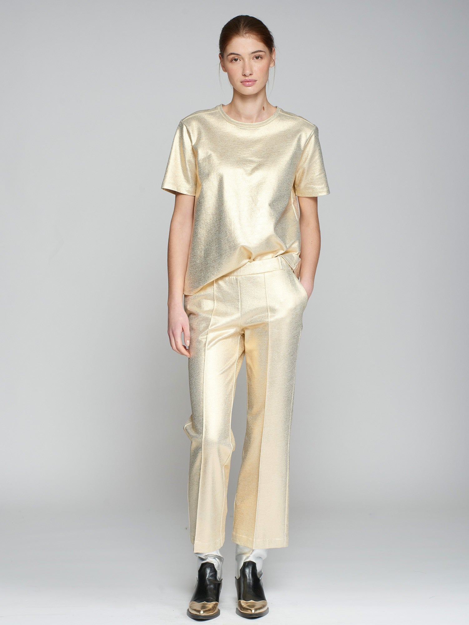 Carole Metallic Stretch Trousers - Gold by Vilagallo — alternate view