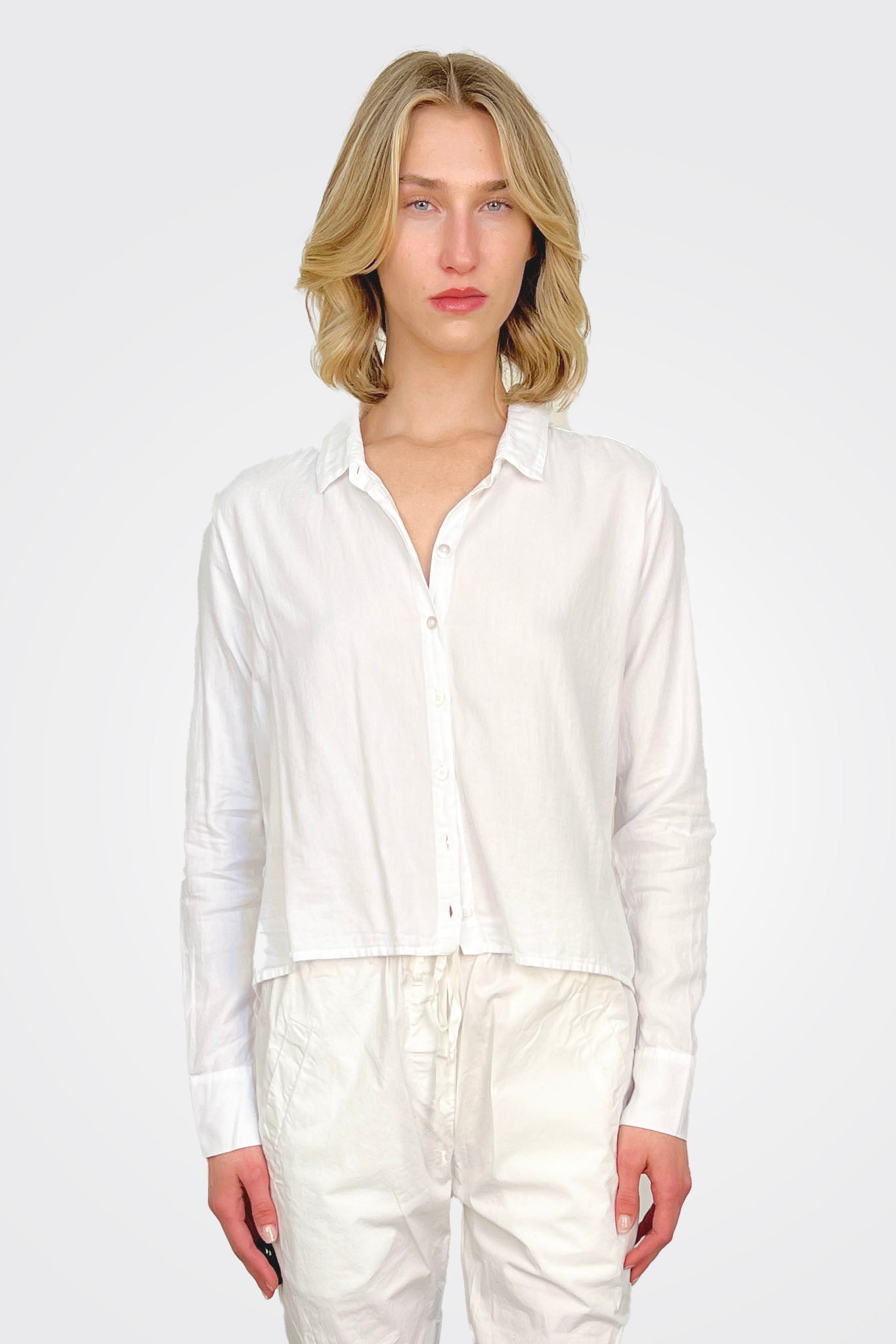 Cropped Cotton Button Down - White by Private 0204 | 25 South Boutiques
